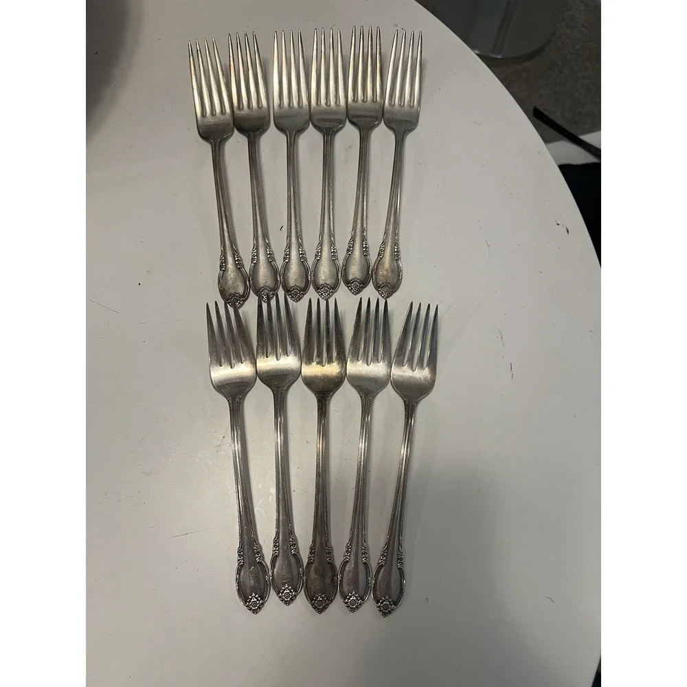 1847 Rogers Bros IS Remembrance‎ Silverplate Silverware Forks Lot 11 Vintage